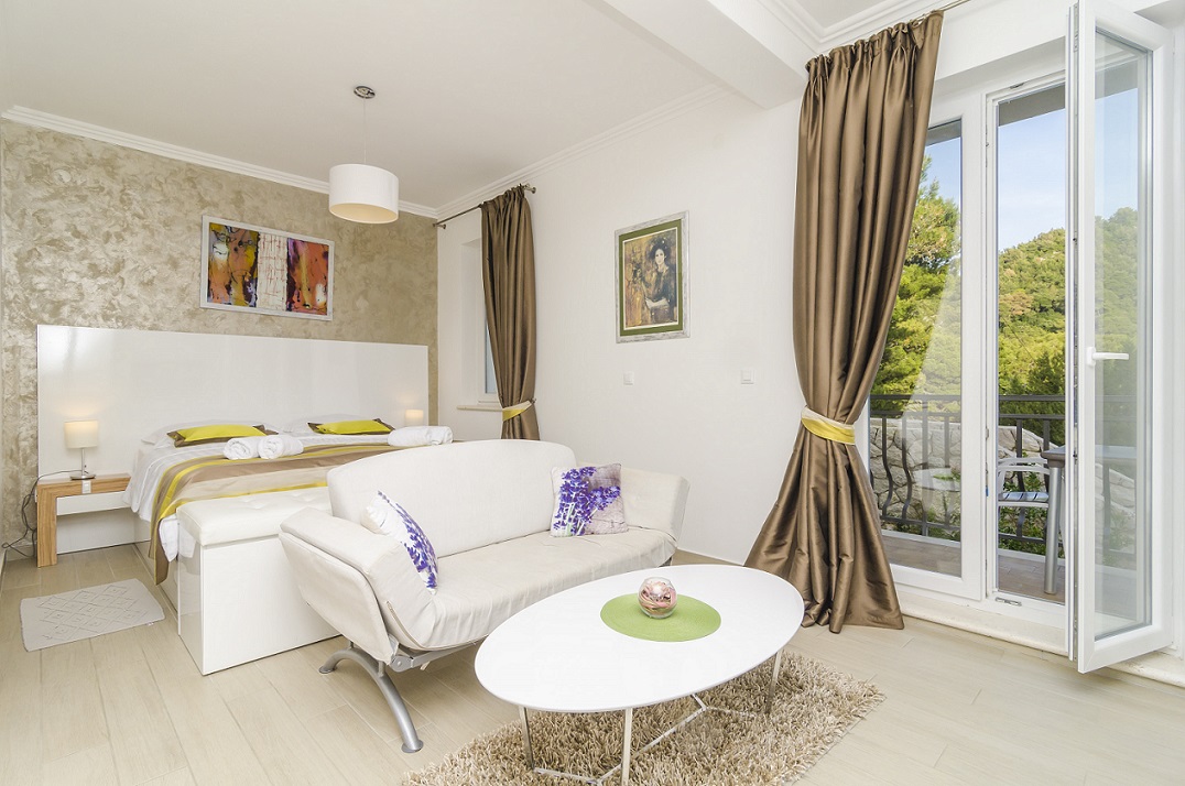 Boutique Pine Tree Resort