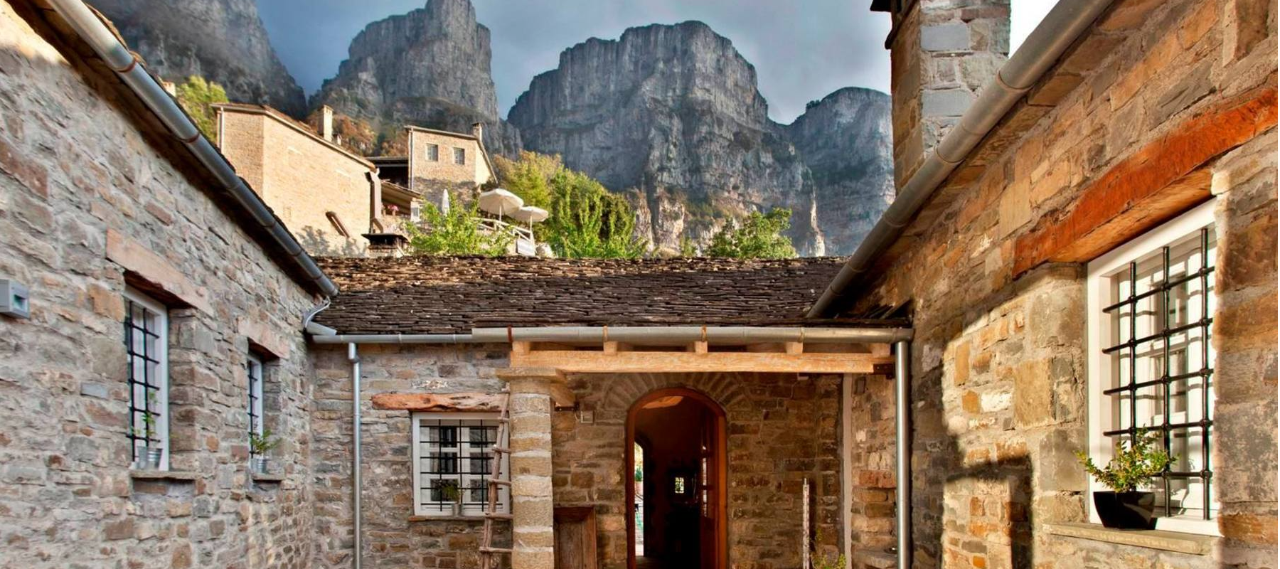 Mikro Papigo 1700 Hotel & Spa