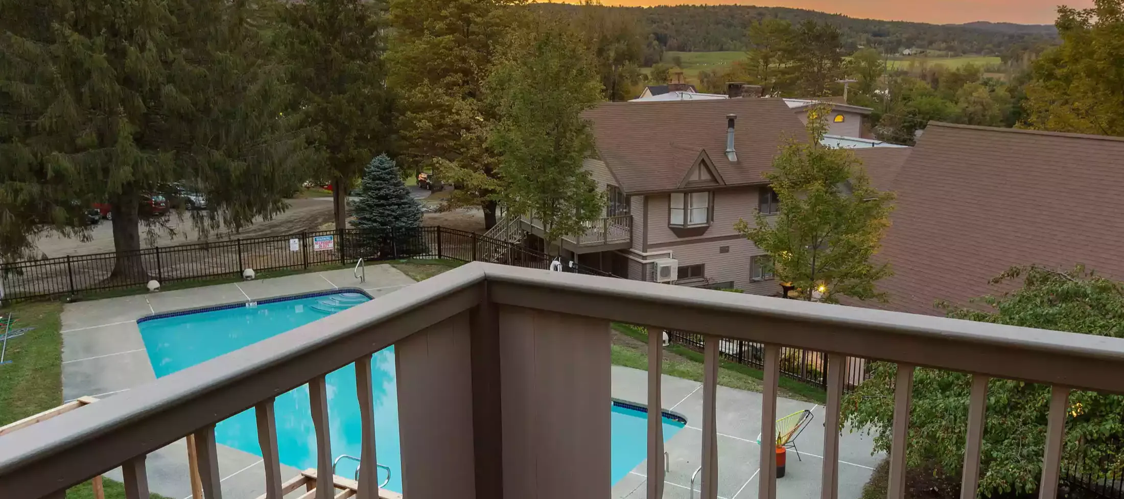 field-guide-lodge-bhc