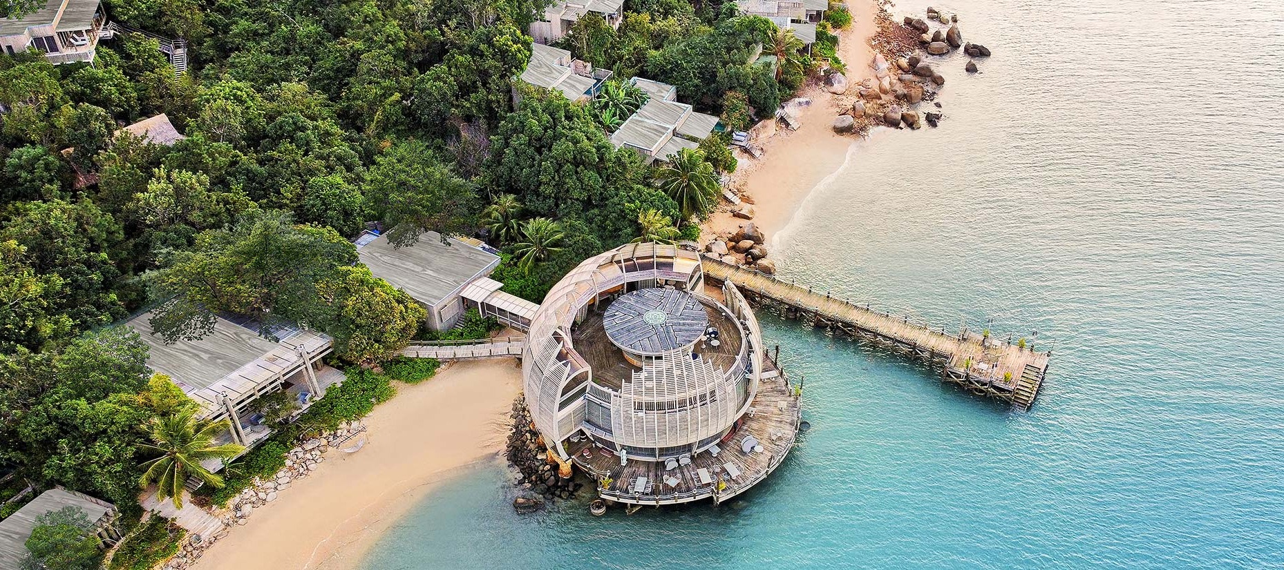  An Lam Retreats Ninh Van Bay, with its unique restaurant, jetty, and villas between lush jungle and sea