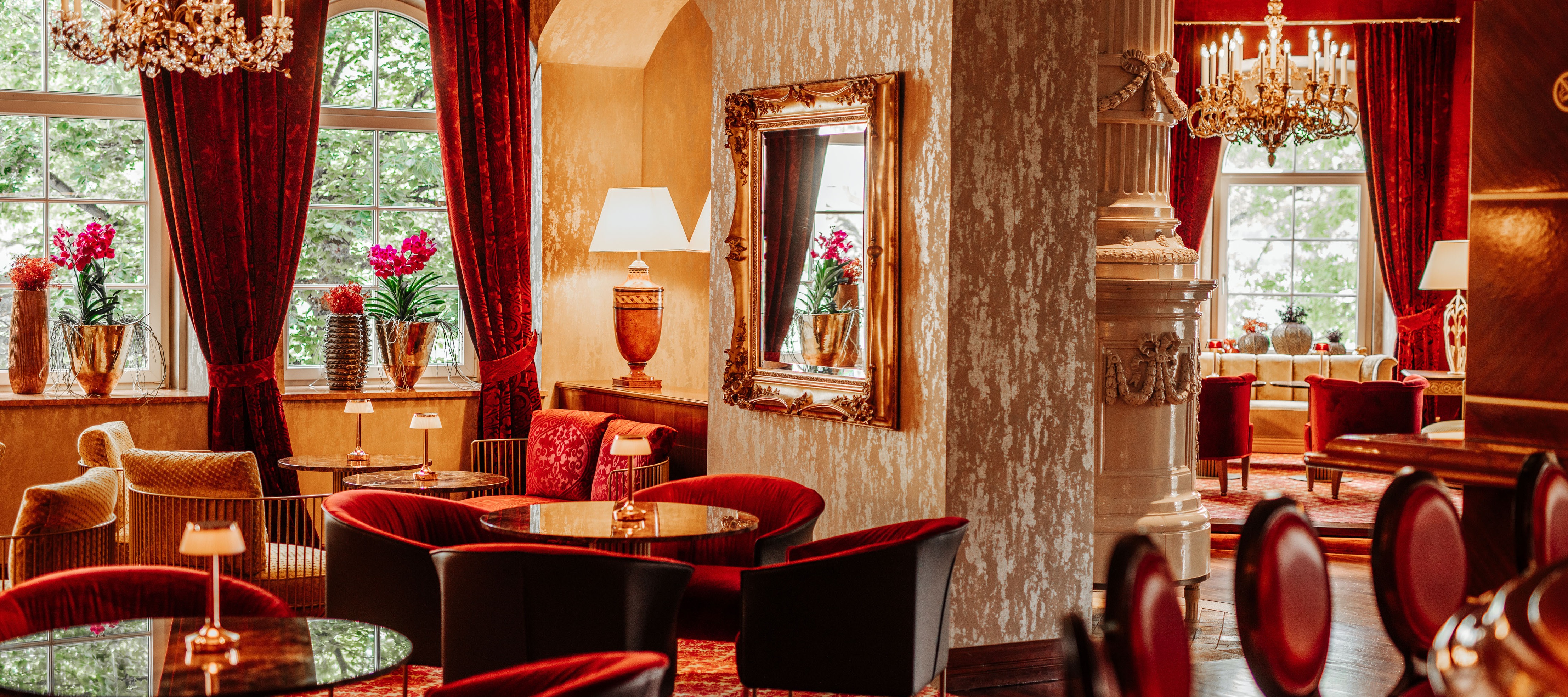 Sultry Bar & Lounge at Hotel Schloss Seefels